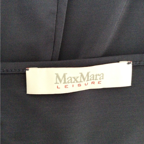 MaxMara Navy Blue Scoop Neck T-Shirt - US Small - New without Tag - Picture 4 of 6